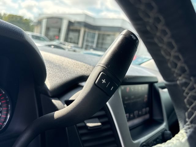 Used 2016 GMC Yukon SLT w/ Open Road Package AWD/4WD image 17