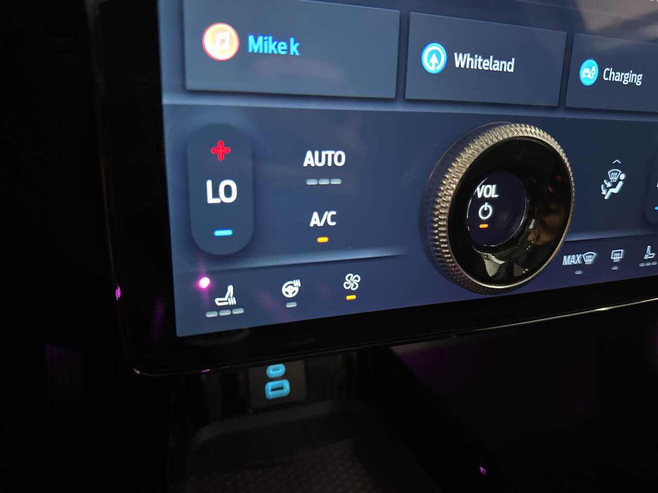 Used 2024 Ford Mustang Mach-E Premium image 32