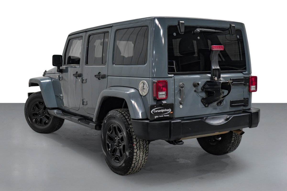 Used 2014 Jeep Wrangler Unlimited Rubicon w/ Connectivity Group image 8