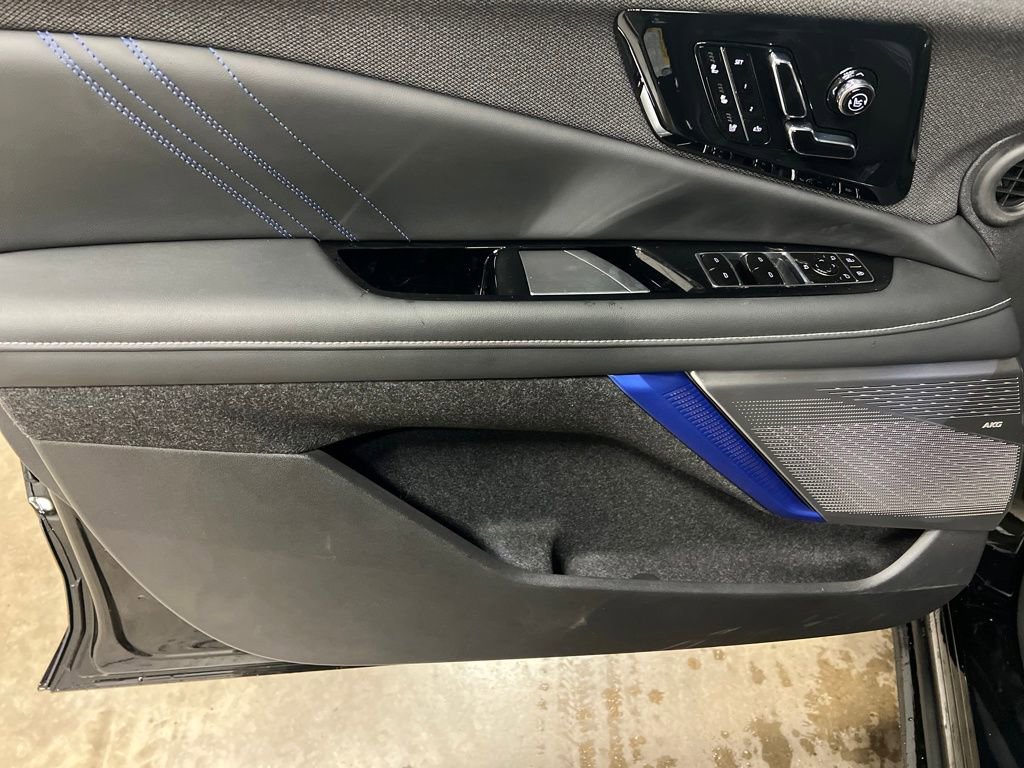 New 2026 Cadillac Optiq V image 14