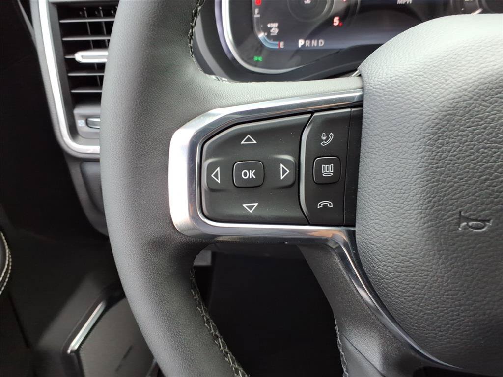 New 2026 RAM 2500 Laramie AWD/4WD image 21