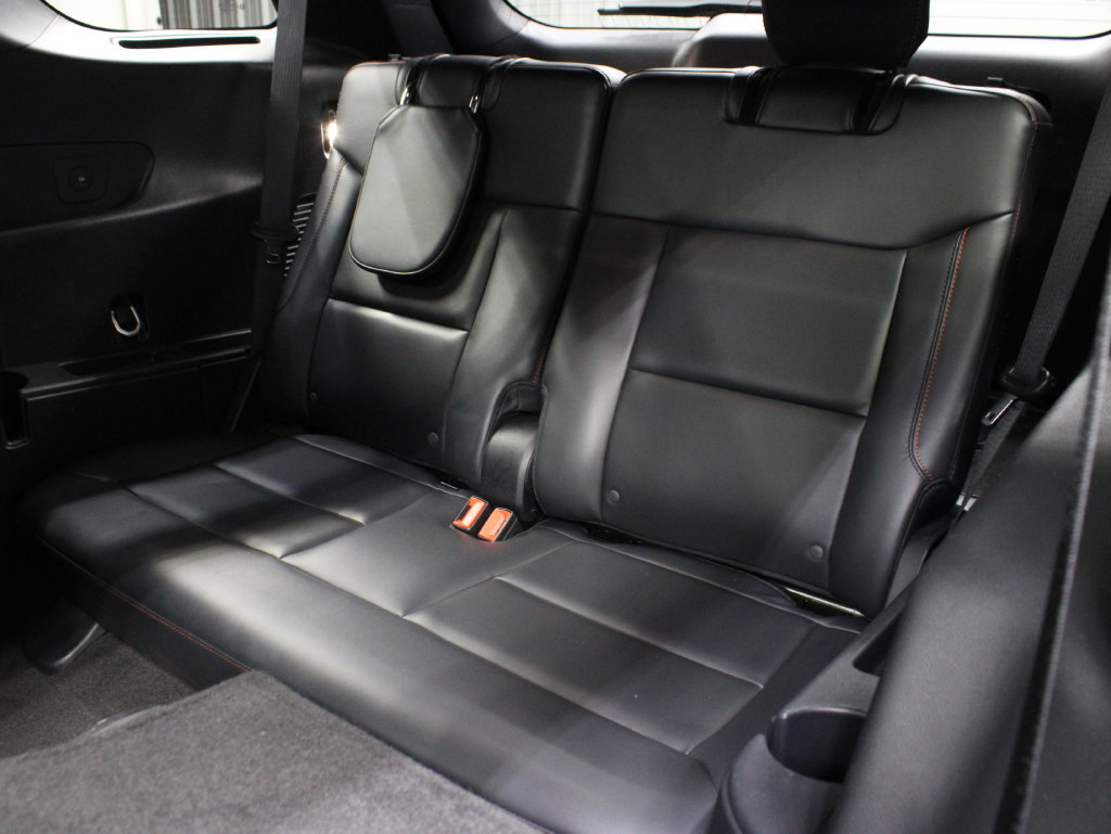 Used 2025 Ford Explorer ST AWD/4WD image 15