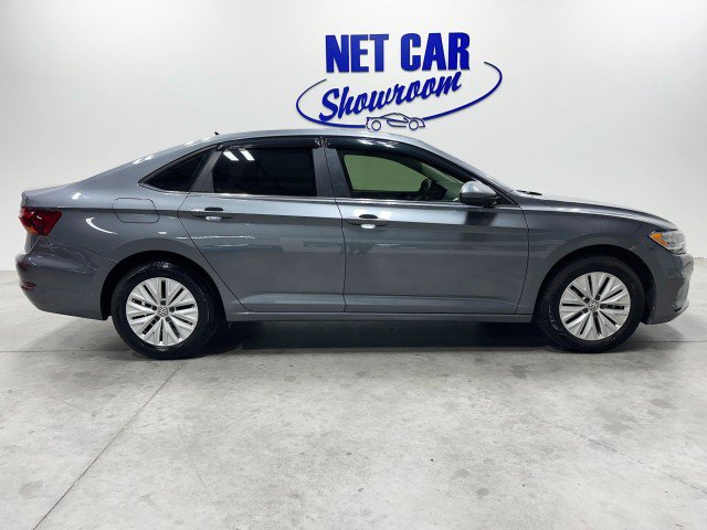 Used 2019 Volkswagen Jetta S image 2