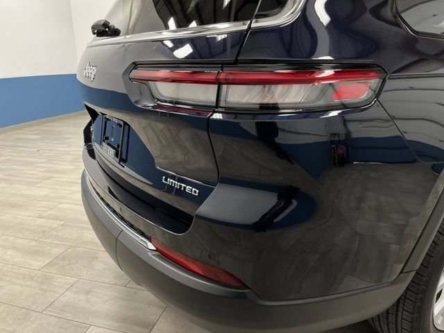 Used 2023 Jeep Grand Cherokee L Limited image 35