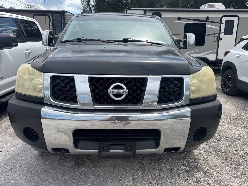 Used 2005 Nissan Titan SE RWD image 2