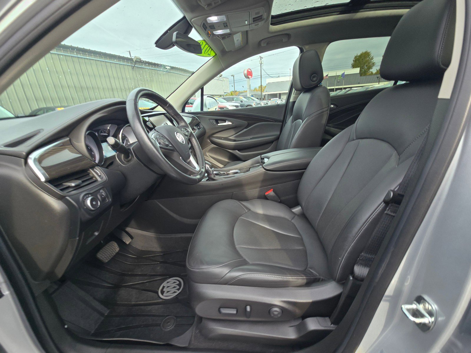 Used 2019 Buick Envision Essence w/ LPO, Active Package image 23