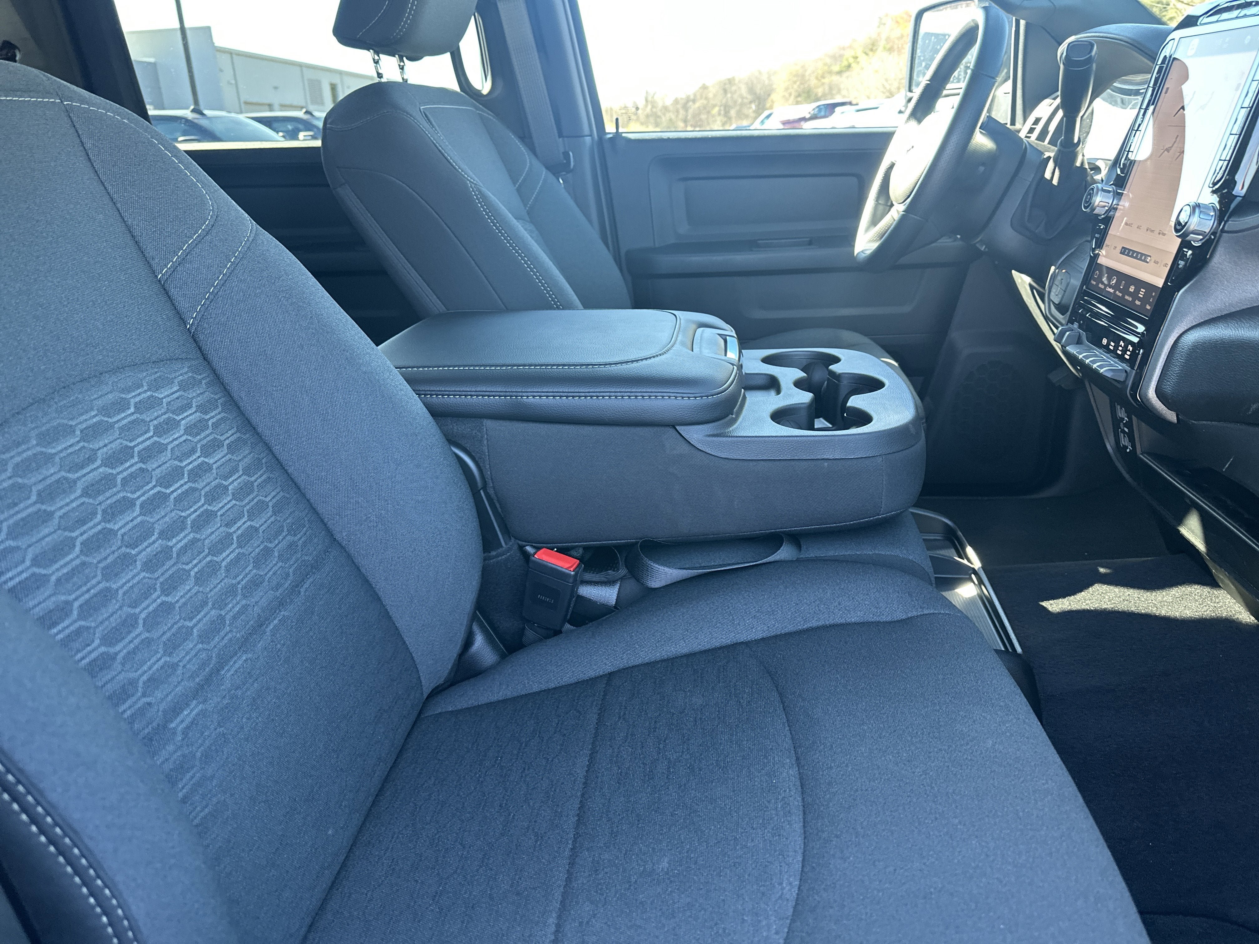 New 2026 RAM 2500 Tradesman AWD/4WD image 31