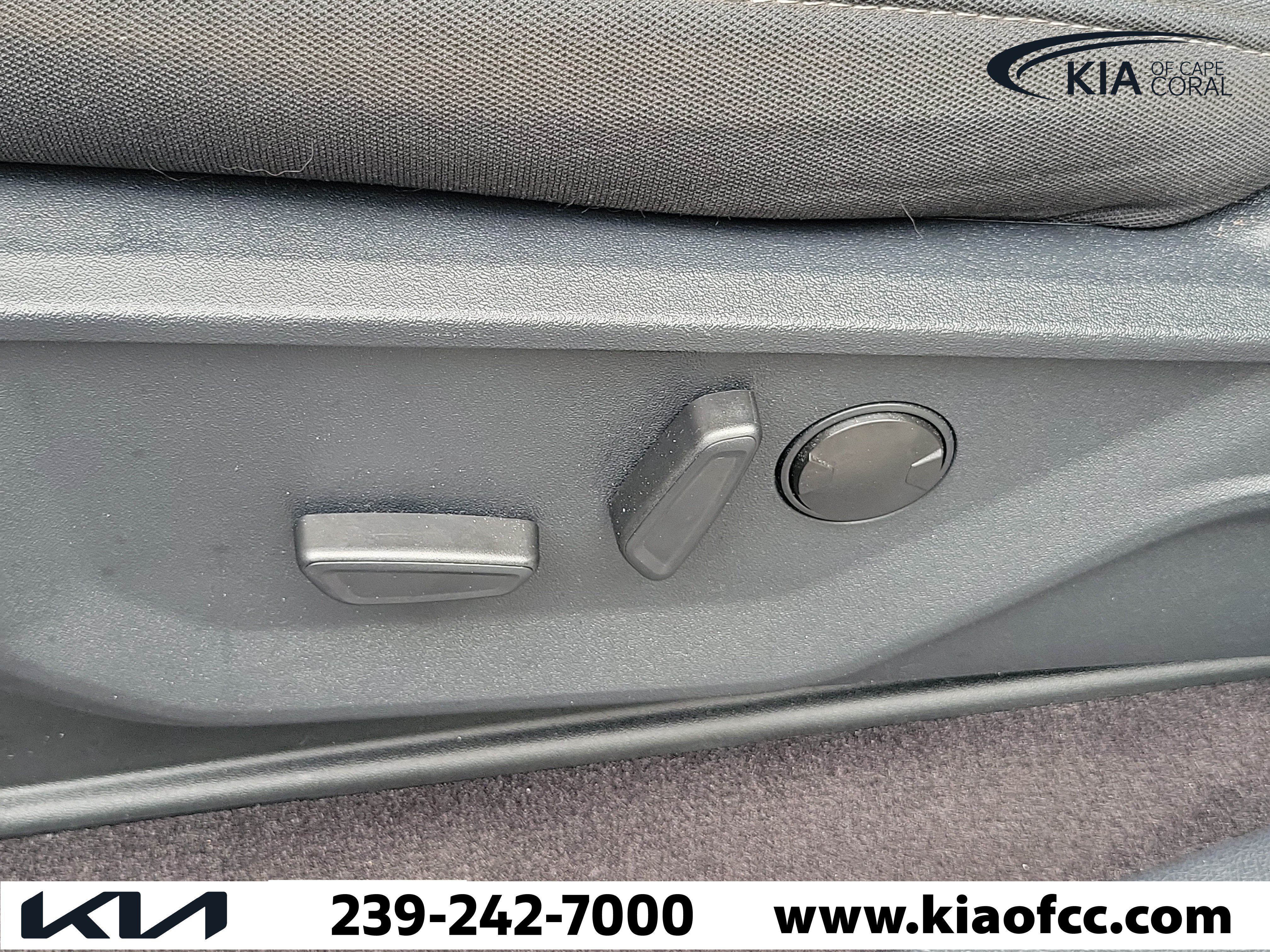 Used 2022 Ford F150 XLT w/ Equipment Group 302A High AWD/4WD image 21
