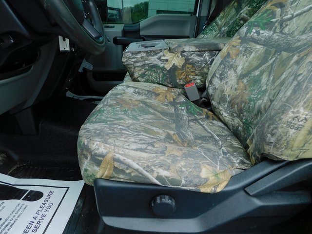 Used 2017 Ford F550 4x4 Regular Cab Super Duty image 18