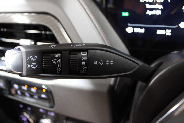 New 2026 GMC Yukon XL AT4 w/ AT4 Premium Plus Package AWD/4WD image 37