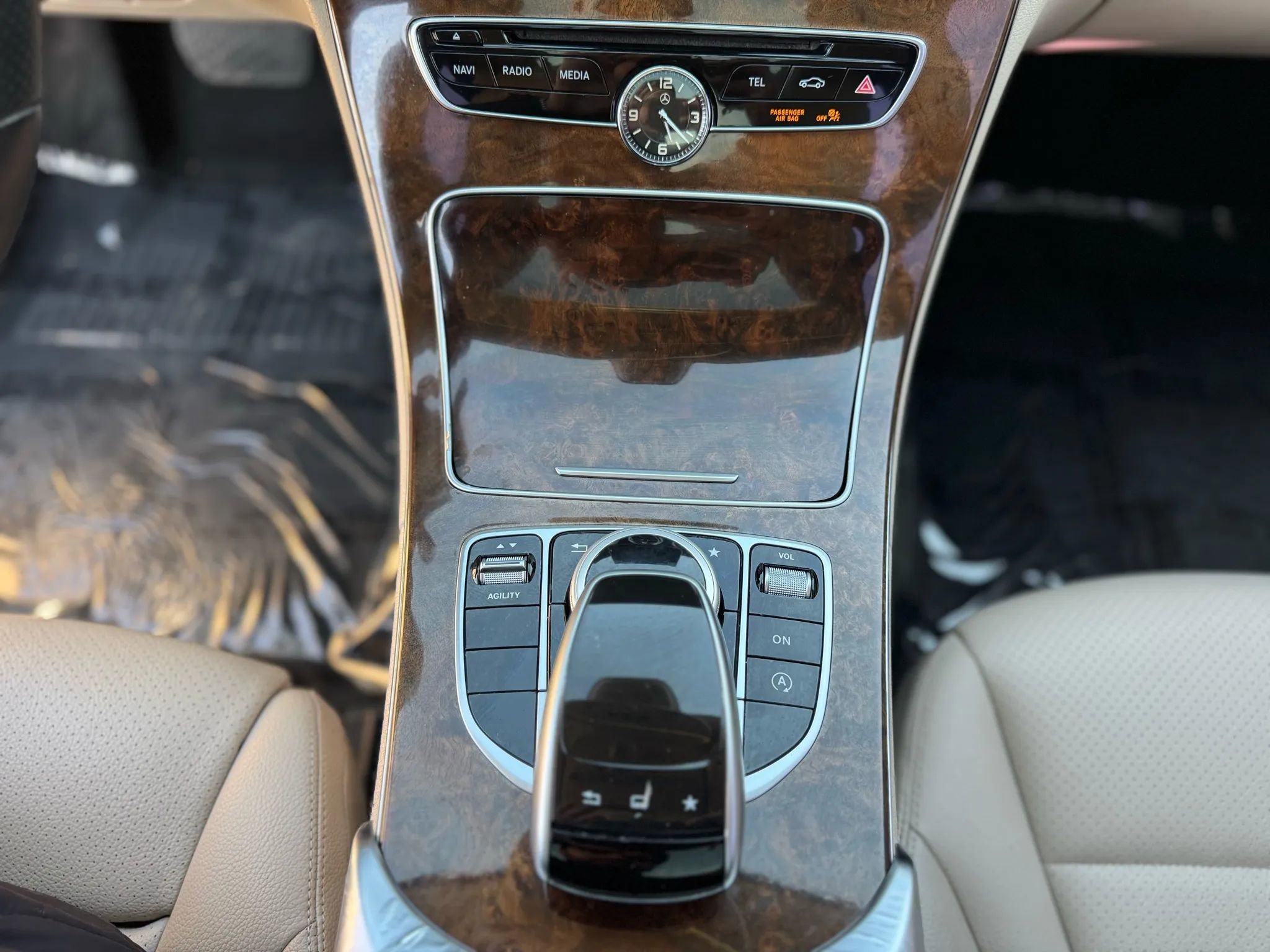Used 2015 Mercedes-Benz C 300 4MATIC Sedan image 19