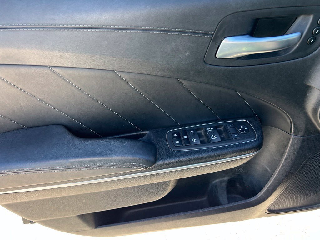 Used 2023 Dodge Charger Scat Pack w/ Plus Group RWD image 10