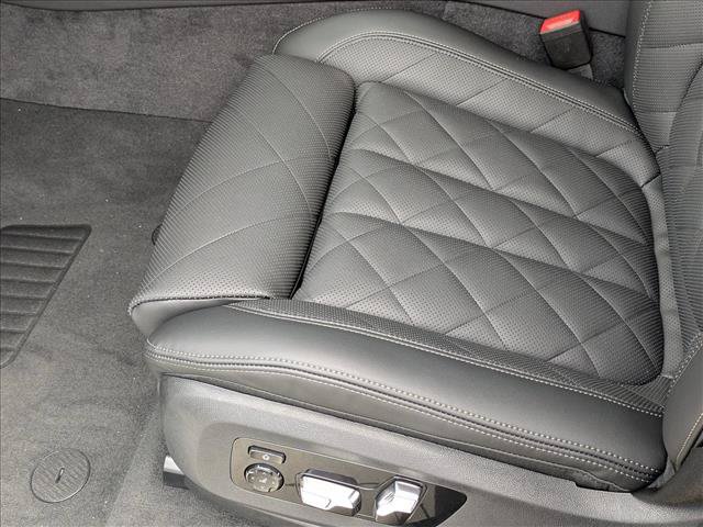 Used 2026 BMW X7 xDrive40i w/ Executive Package AWD/4WD image 4