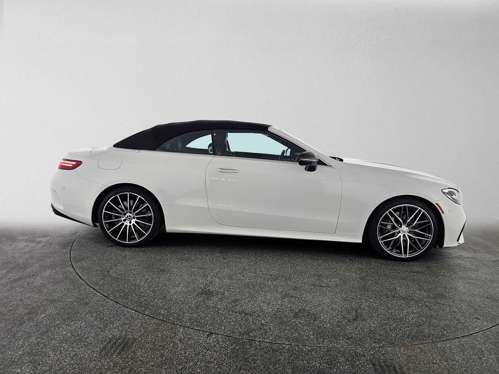 Certified 2023 Mercedes-Benz E 450 Cabriolet image 3