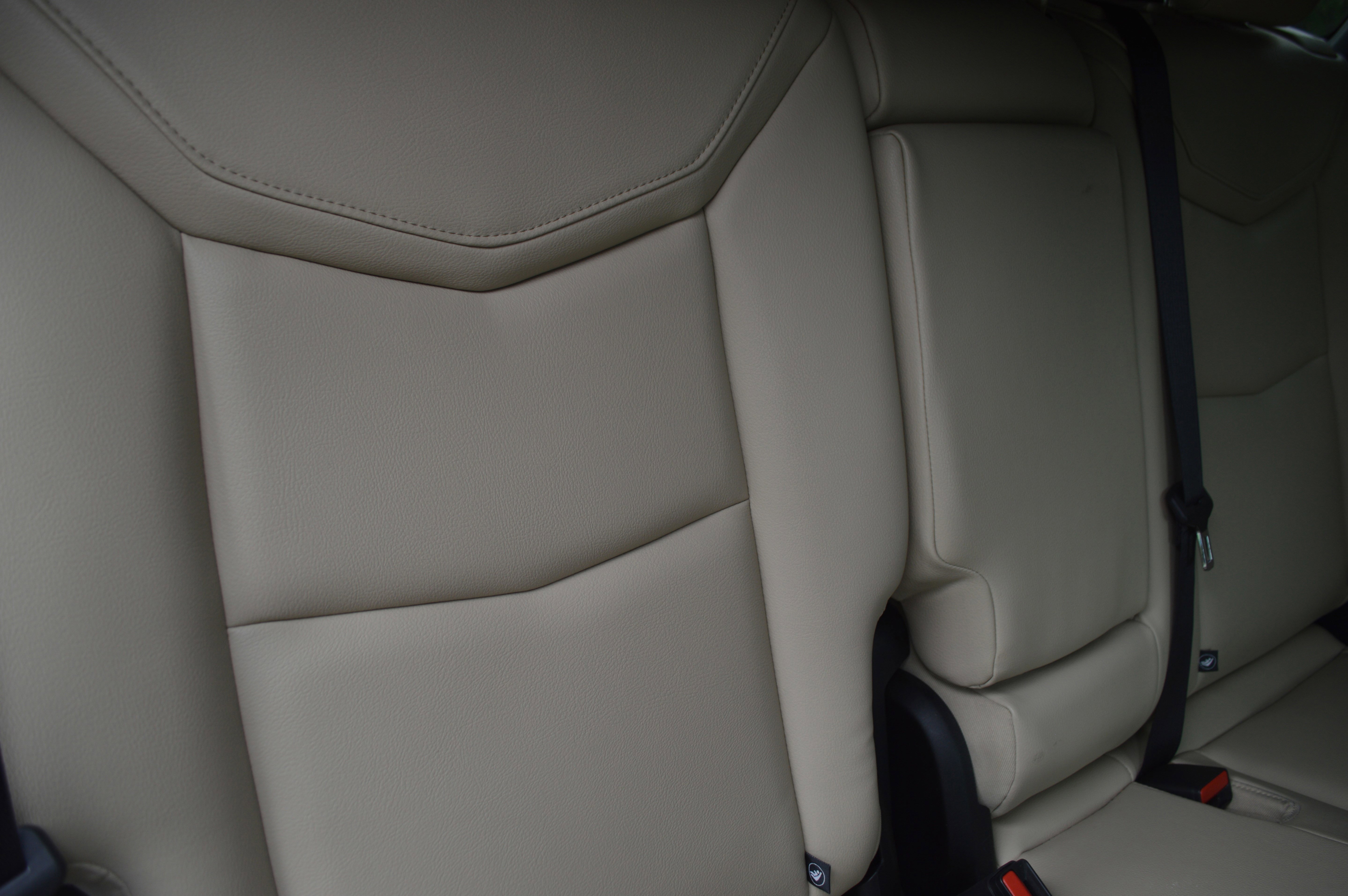 Used 2018 Cadillac XT5 FWD image 34