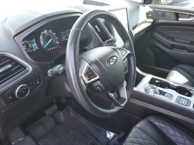 Used 2024 Ford Edge Titanium w/ Equipment Group 301A AWD/4WD image 17