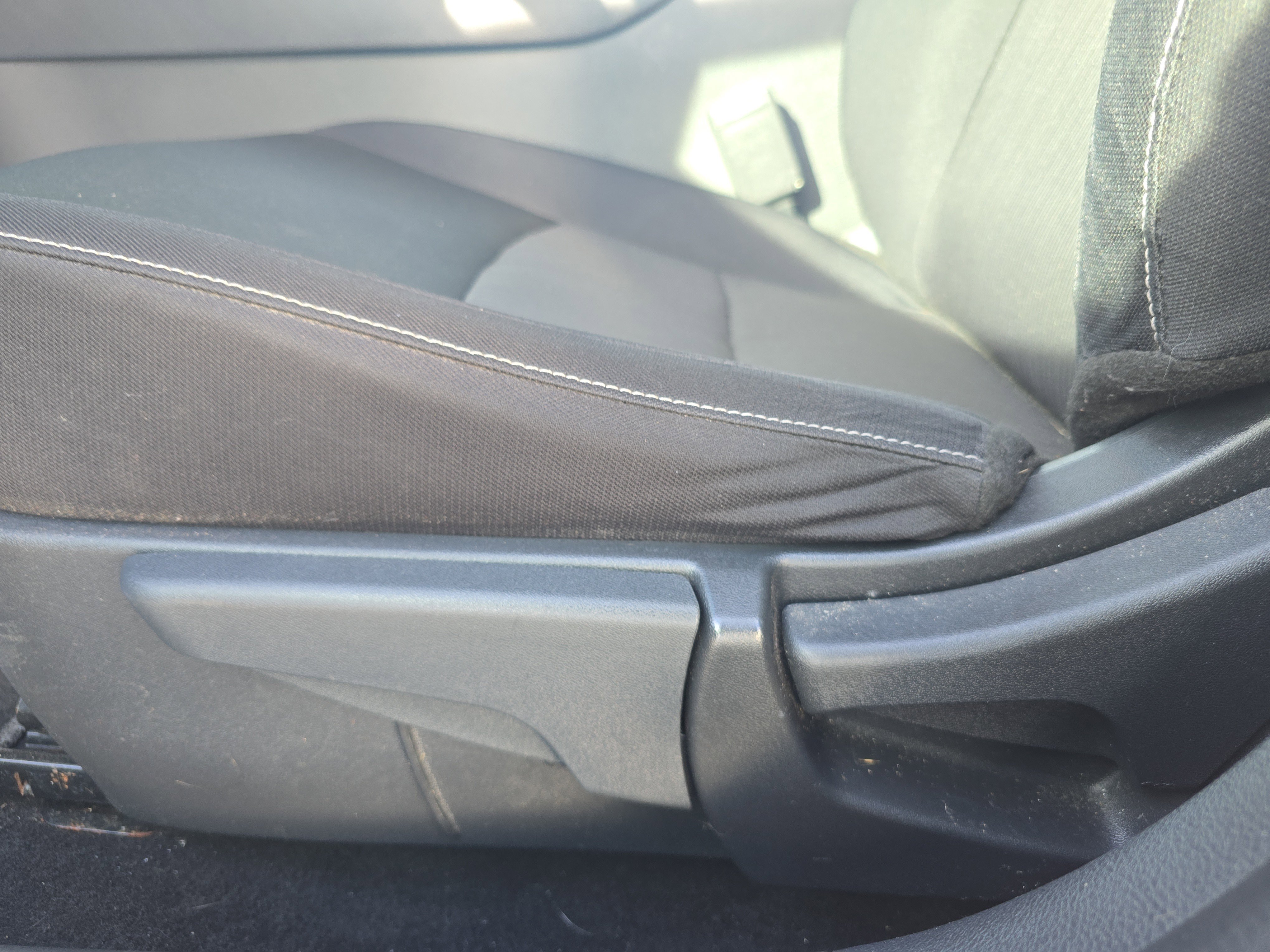 Used 2020 Nissan Sentra SV image 12