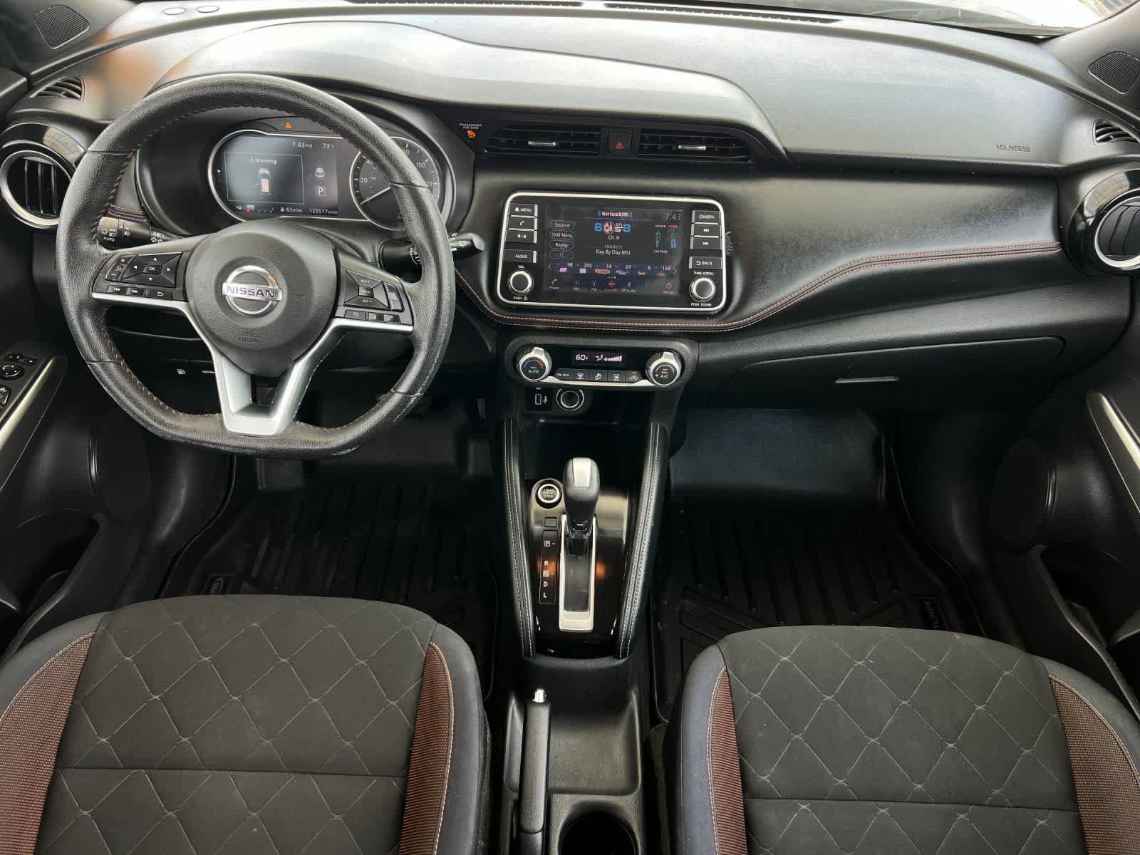 Used 2018 Nissan Kicks SR w/ Exterior Package FWD image 4