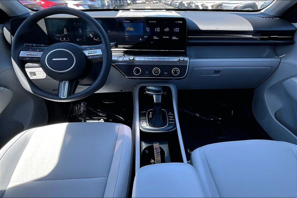 Certified 2024 Hyundai Kona SE FWD image 11