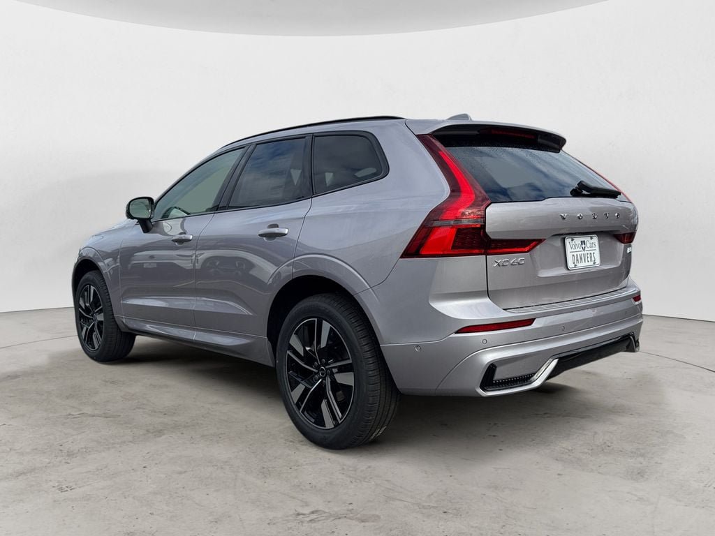 New 2026 Volvo XC60 B5 Plus w/ Protection Package Premier AWD/4WD image 4