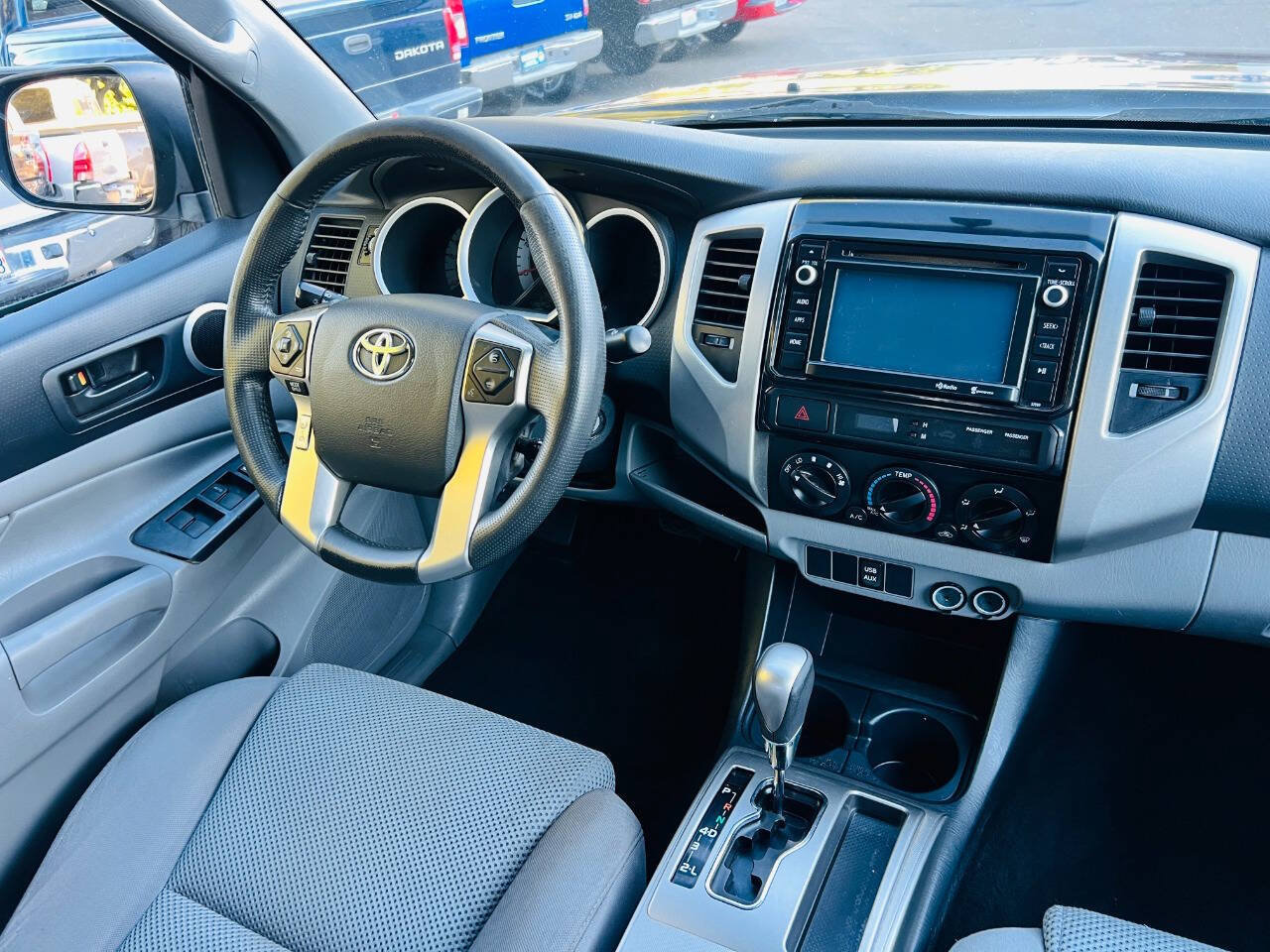 Used 2014 Toyota Tacoma PreRunner w/ TRD Off-Road Package RWD image 19