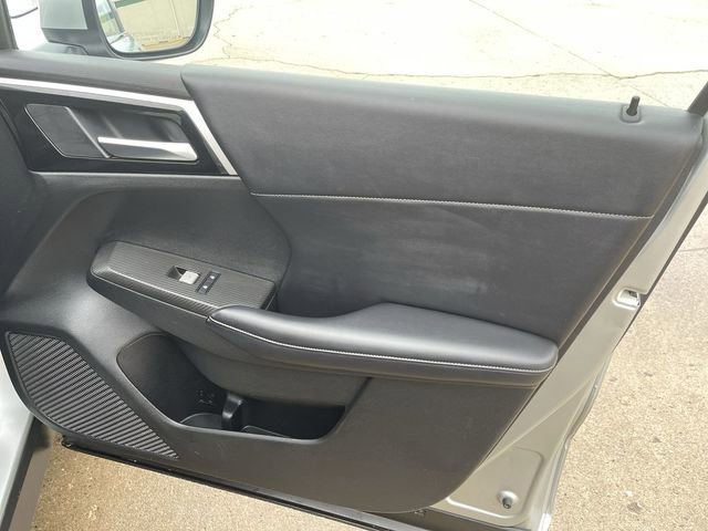 Used 2024 Mitsubishi Outlander SE image 16