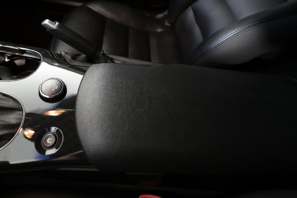 Used 2010 Chevrolet Corvette Convertible w/ Preferred Equipment Group image 30