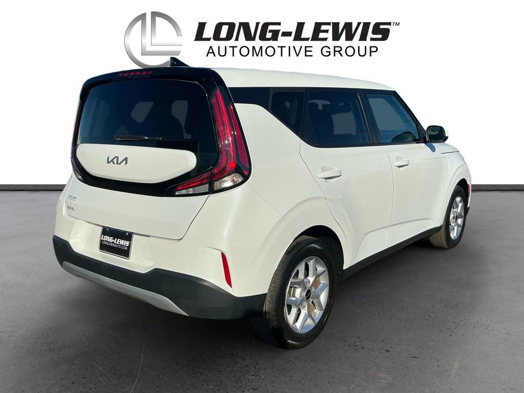 Used 2024 Kia Soul LX w/ Option Group 015 image 7