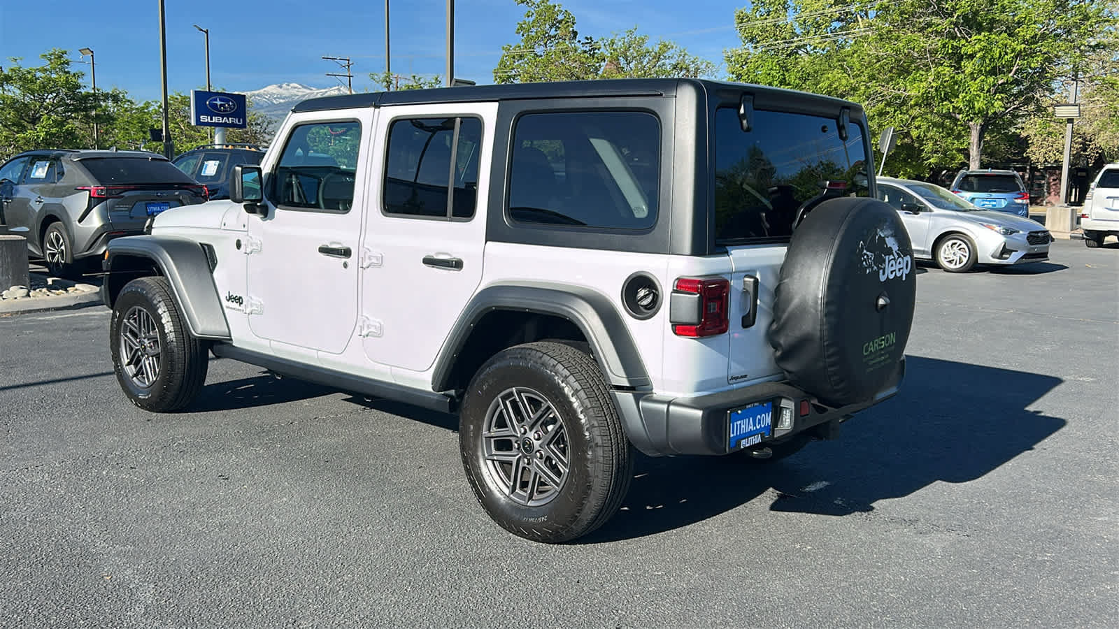 Used 2025 Jeep Wrangler Unlimited Sport AWD/4WD image 7