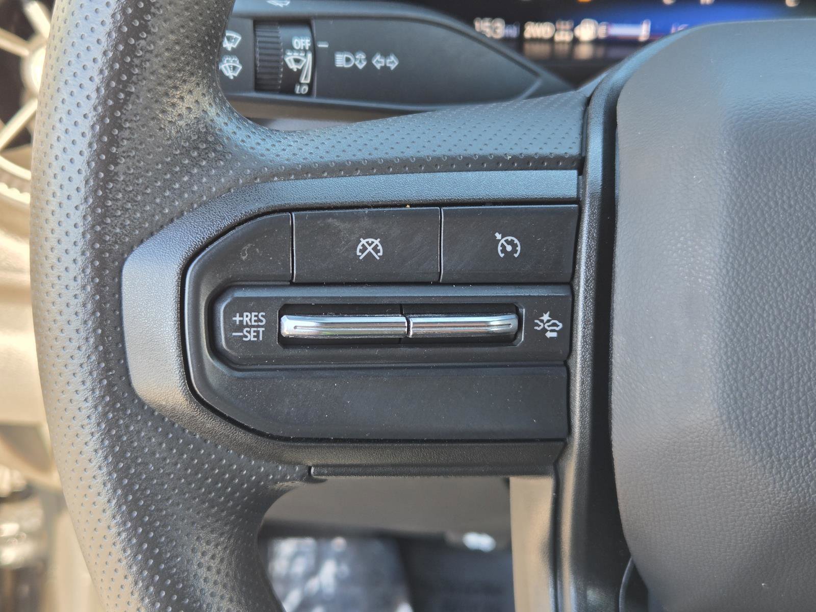 Used 2024 Chevrolet Colorado Trail Boss w/ Advanced Trailering Package image 16