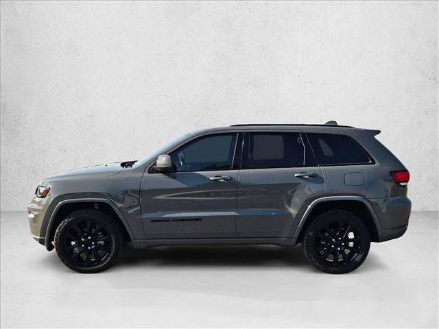 Used 2020 Jeep Grand Cherokee Altitude AWD/4WD image 8
