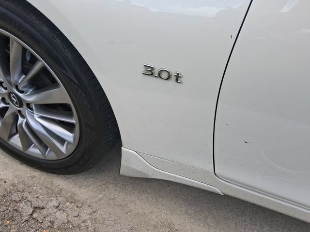 Used 2019 INFINITI Q50 Luxe w/ Essential Package (3.0T Luxe) RWD image 8