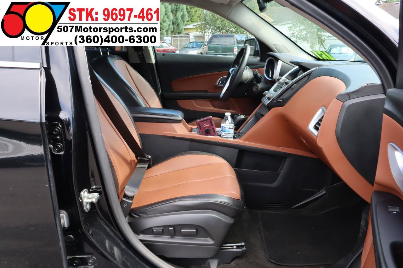 Used 2017 Chevrolet Equinox Premier w/ Enhanced Convenience Package AWD/4WD image 20