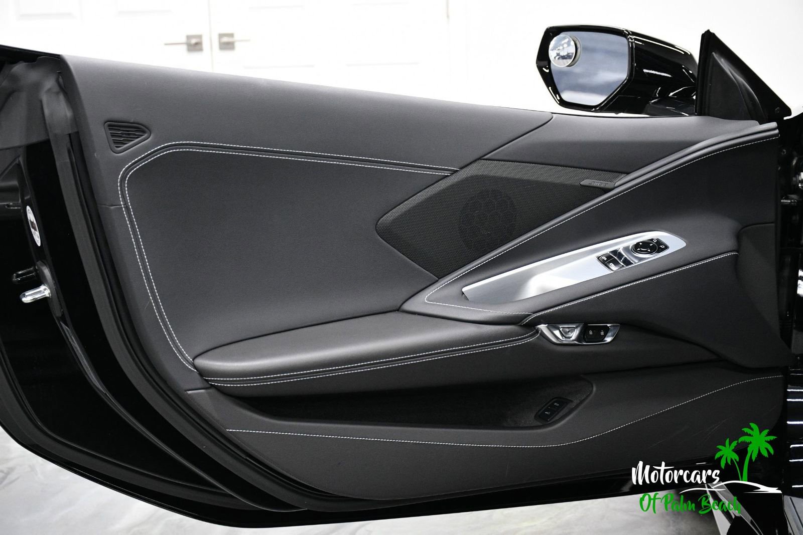 Used 2024 Chevrolet Corvette Stingray Coupe w/ 1LT RWD image 35