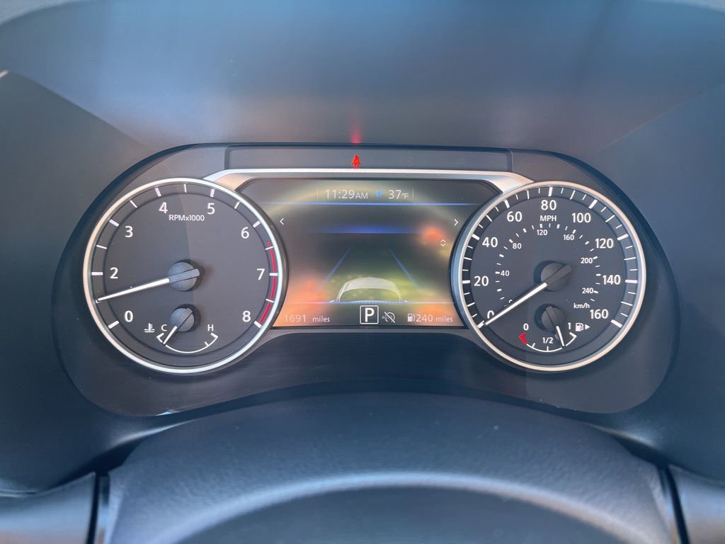 Certified 2024 Nissan Sentra SV image 57