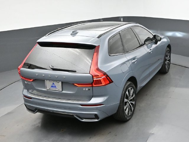 Used 2024 Volvo XC60 B5 Core w/ Protection Package Premier AWD/4WD image 44