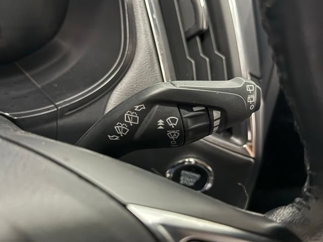 Used 2022 Ford Edge Titanium w/ Equipment Group 301A AWD/4WD image 20