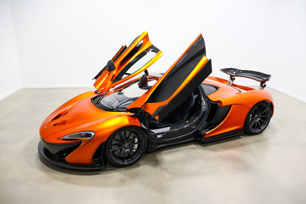 Used 2014 McLaren P1 RWD image 14