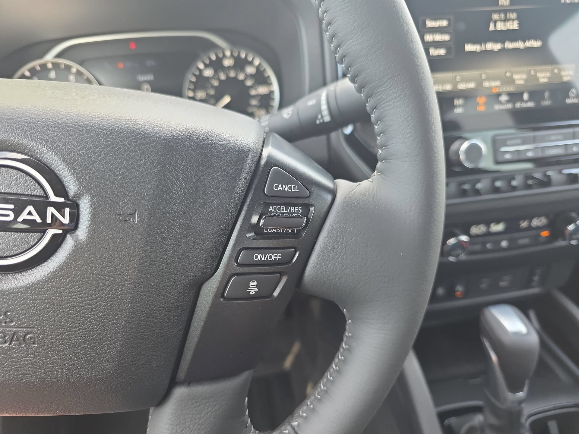 New 2026 Nissan Frontier SV w/ SV Convenience Package RWD image 18