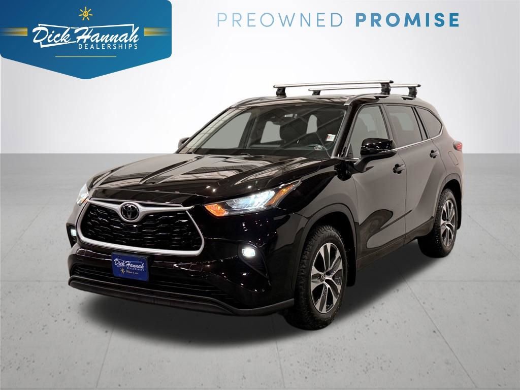 Used 2020 Toyota Highlander XLE image 1