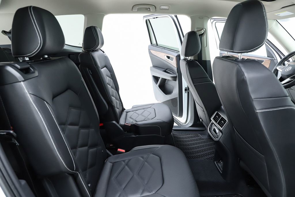 New 2026 Volkswagen Atlas SE image 38