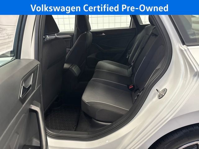 Certified 2025 Volkswagen Jetta Sport image 29