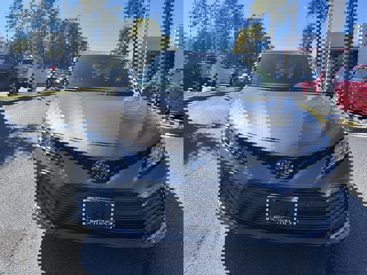 Used 2022 Toyota Camry LE image 3