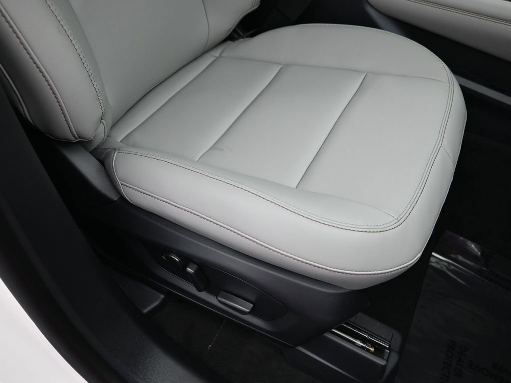 New 2026 Ford Explorer Active w/ Active Comfort Package image 38