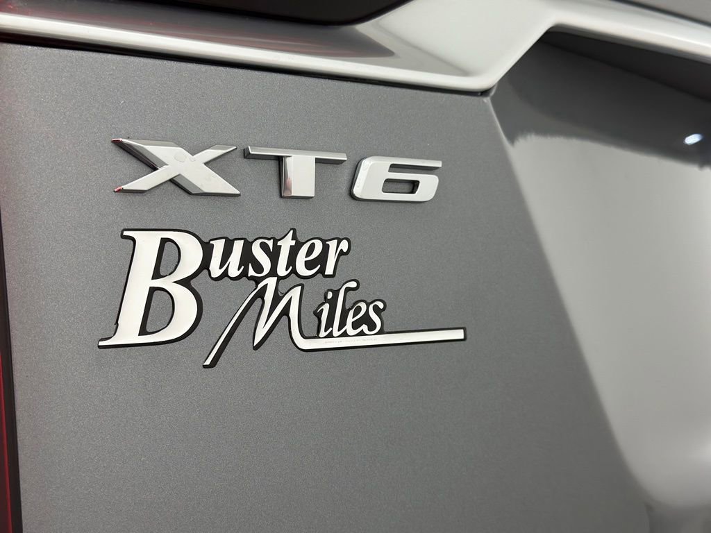 Used 2023 Cadillac XT6 Luxury image 23