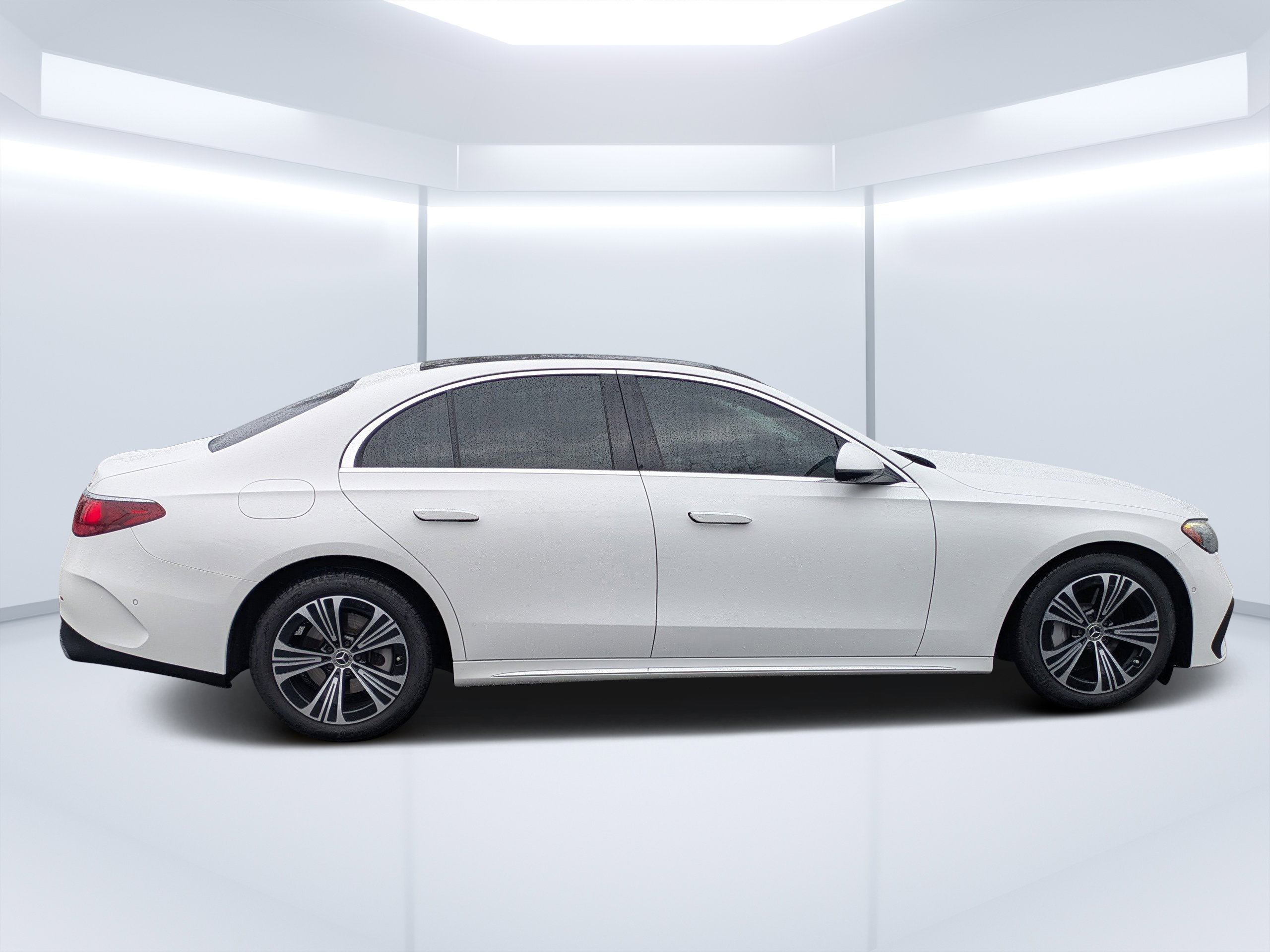 Certified 2024 Mercedes-Benz E 350 4MATIC Sedan image 5