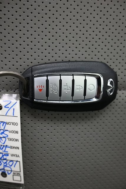 Used 2023 INFINITI QX50 Sensory AWD/4WD image 24