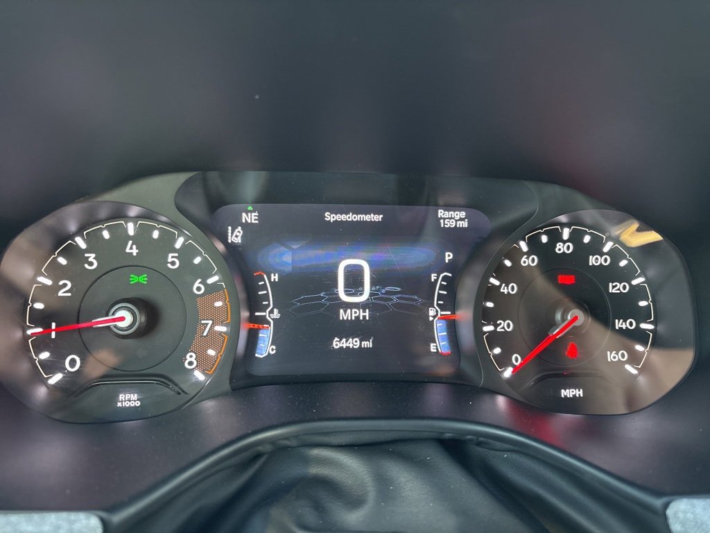 Used 2025 Jeep Compass Latitude image 12