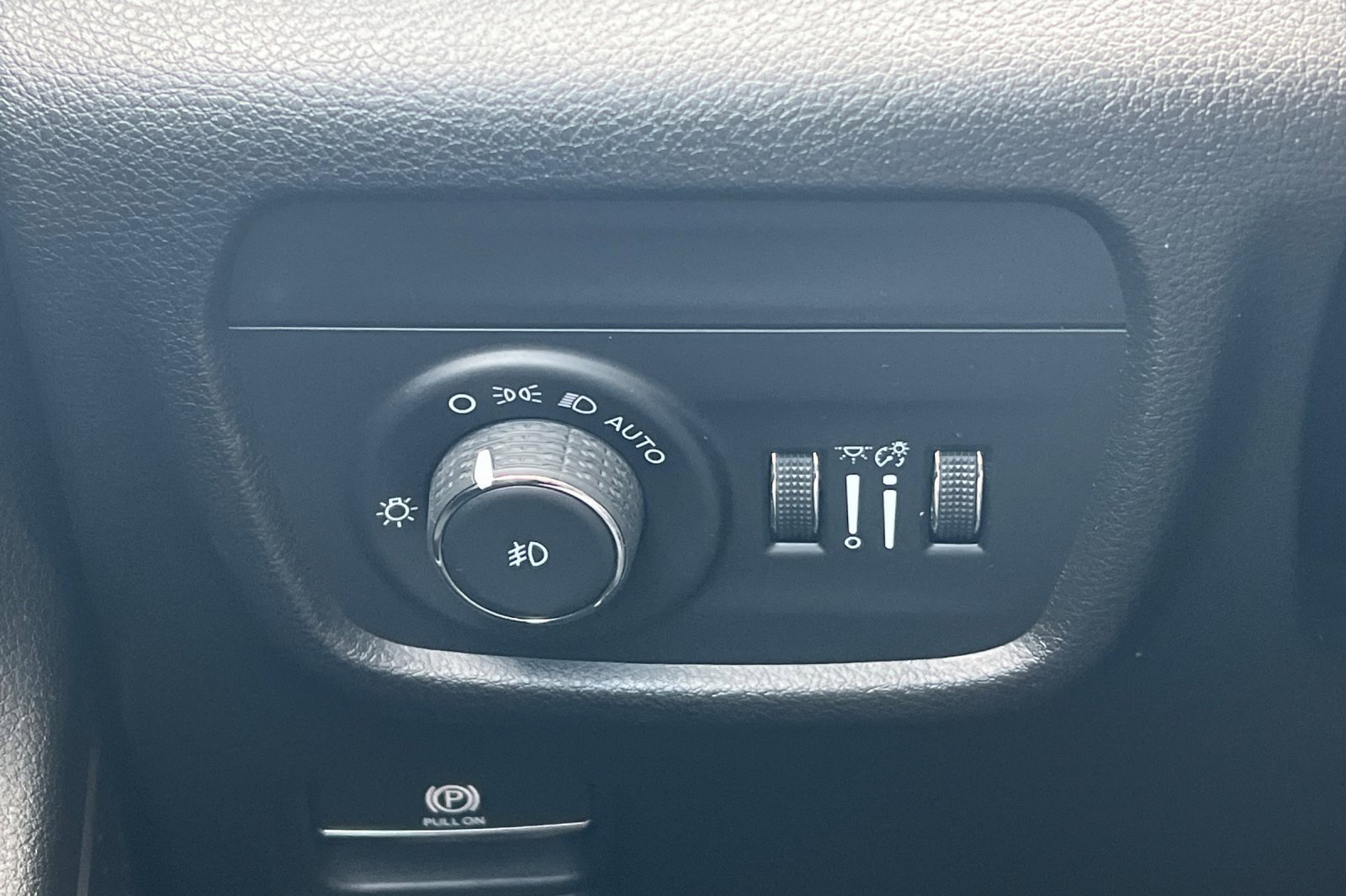 Used 2021 Jeep Grand Cherokee L Limited image 43