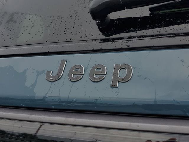 New 2026 Jeep Grand Wagoneer L Limited AWD/4WD image 7